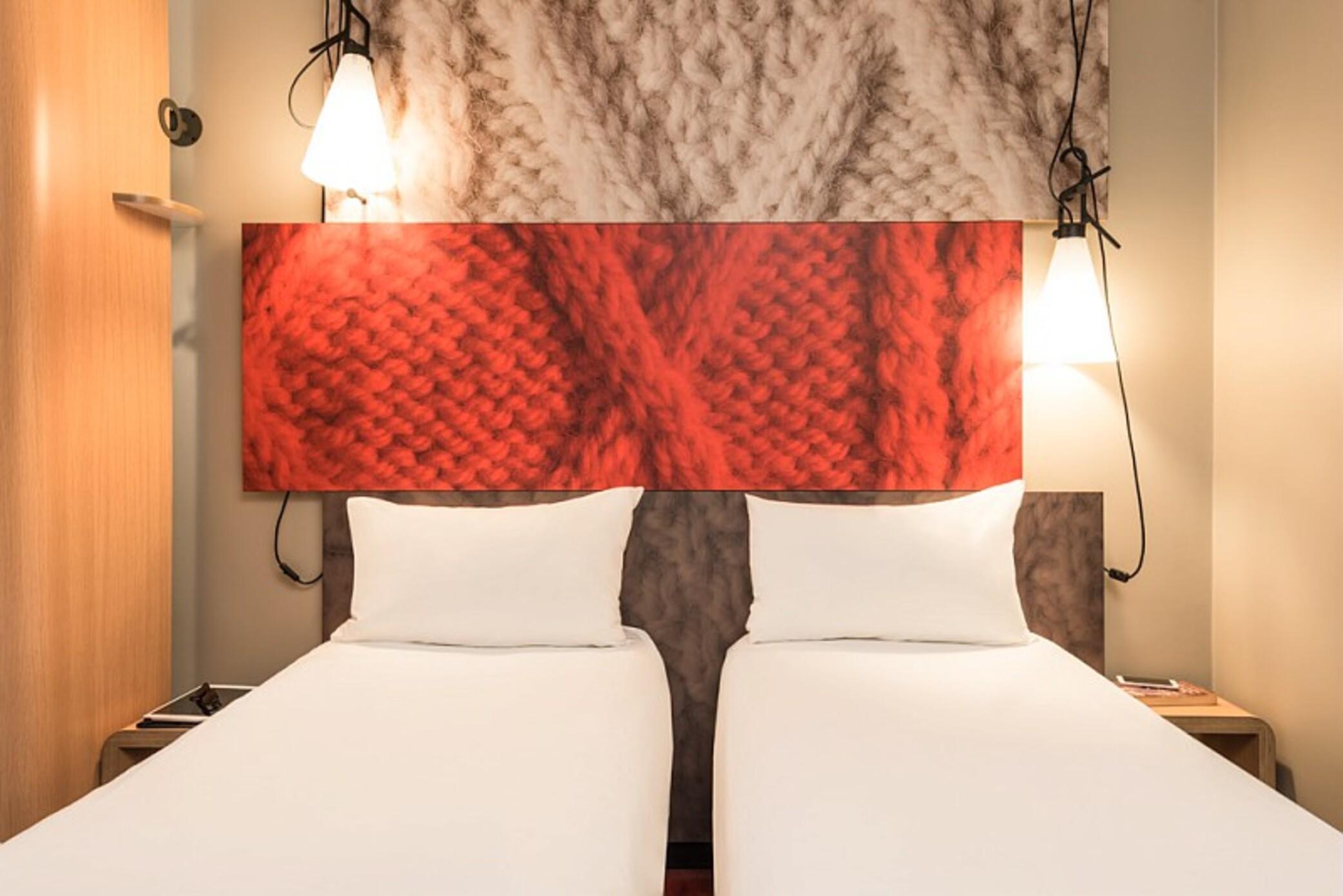 Ibis Bordeaux Centre Bastide Hotel Ngoại thất bức ảnh