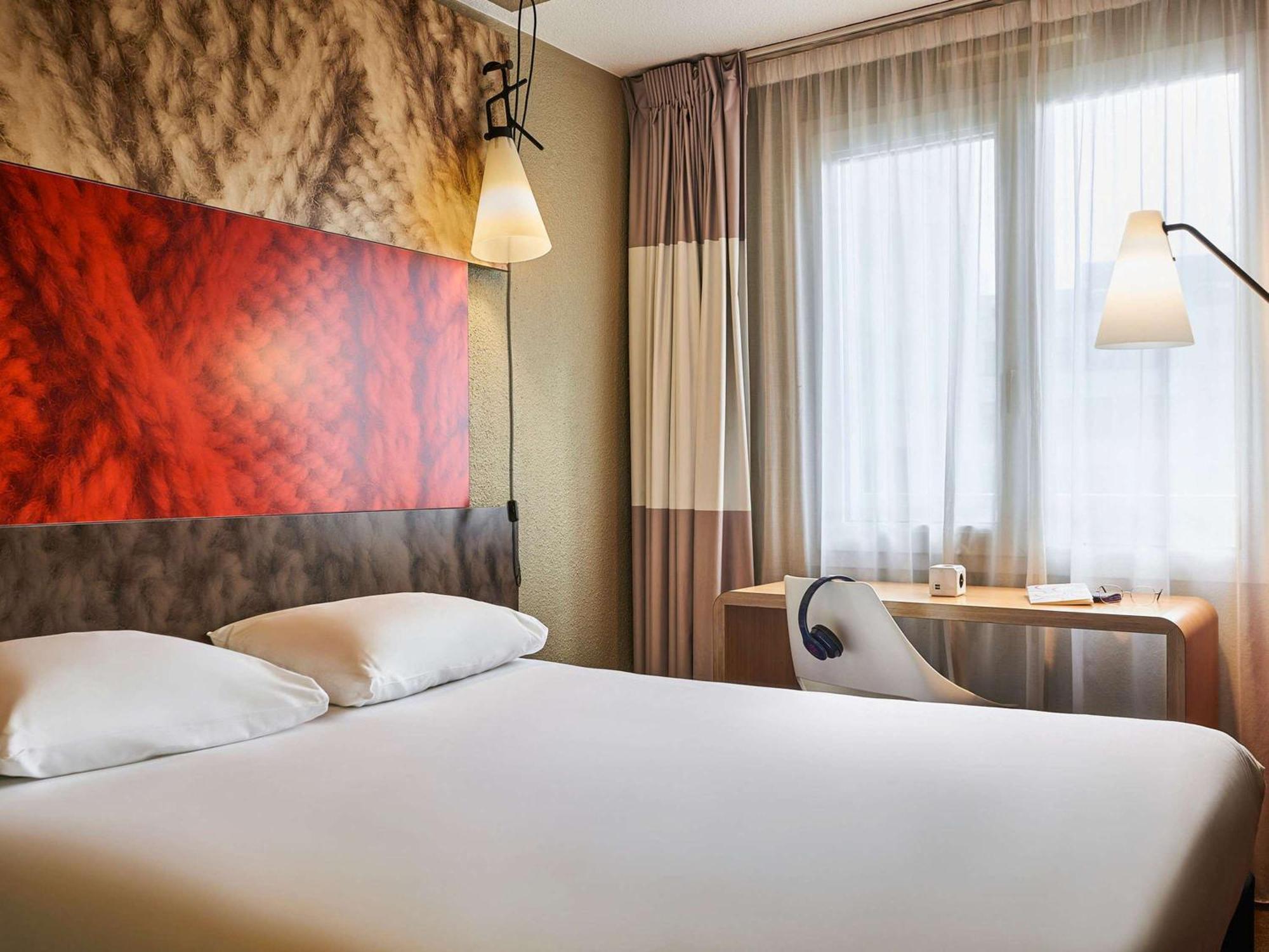 Ibis Bordeaux Centre Bastide Hotel Ngoại thất bức ảnh