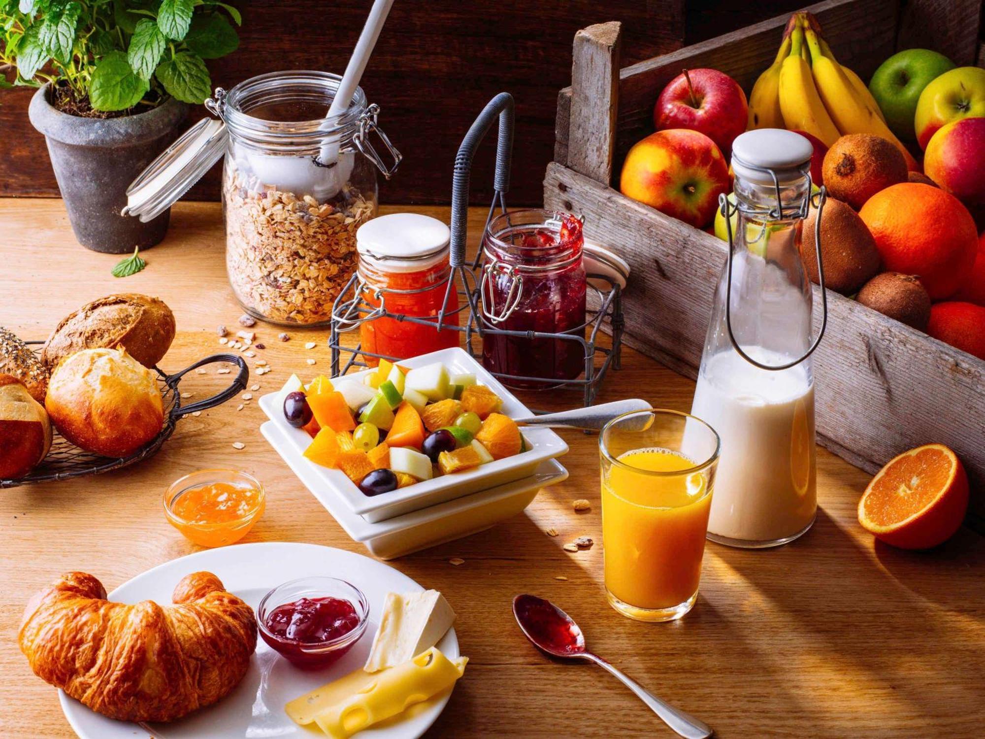 Ibis Bordeaux Centre Bastide Hotel Ngoại thất bức ảnh